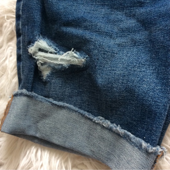 NWT Old Navy Mid-Rise 9” Bermuda Shorts - Picture 4 of 7